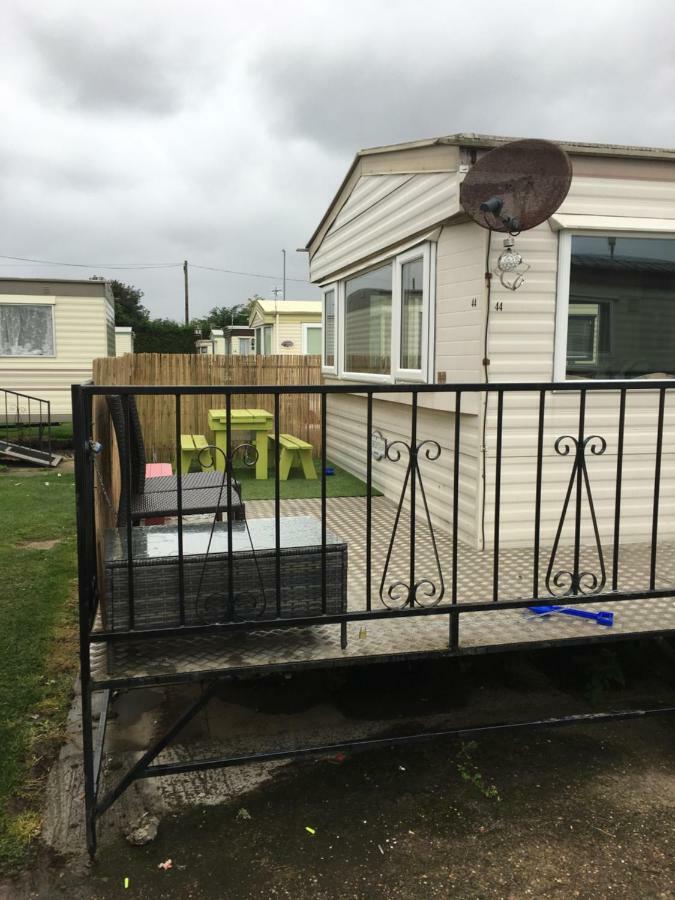 4 Bedroom Caravan Ingoldmells Skegness Екстер'єр фото